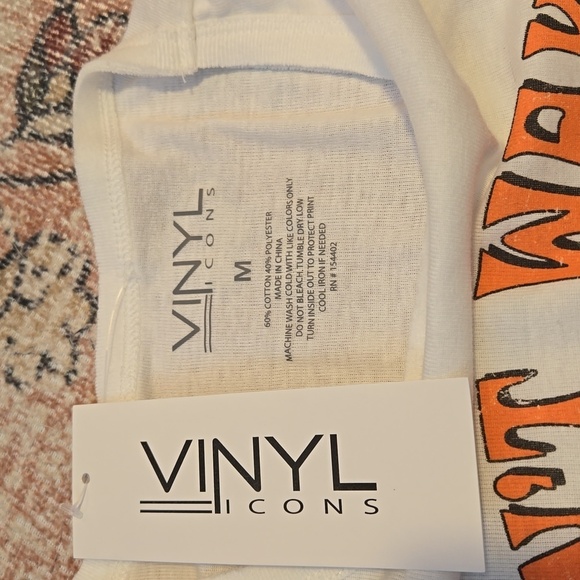 Vinyl Icons White Graphic Tee with Gold Sun and Moon Don't Wake The Dreamer Sz M - Picture 4 of 7